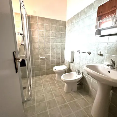 公寓 Cozy Flat In A House With Pools