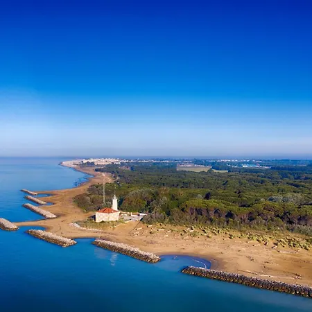 Cozy Flat In A House With Pools Apartment Bibione