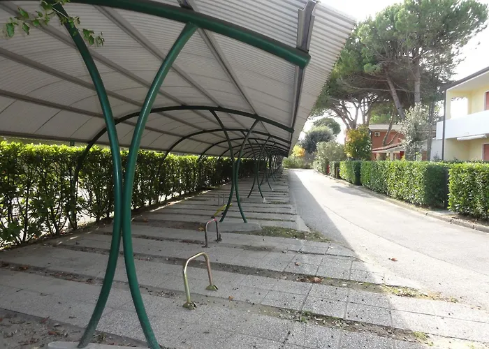 아파트 Cozy Flat In A House With Pools *